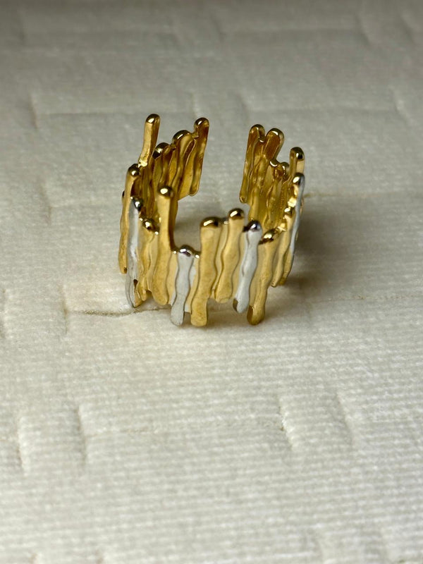 Melted wooden Cage Ring