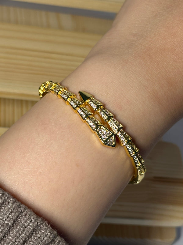 Simple snake bracelet