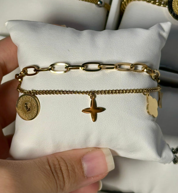 Coin van clef bracelet