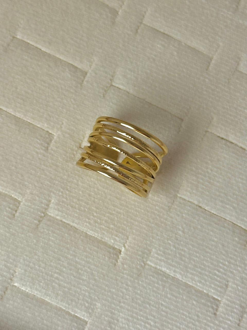 Five lines Ring