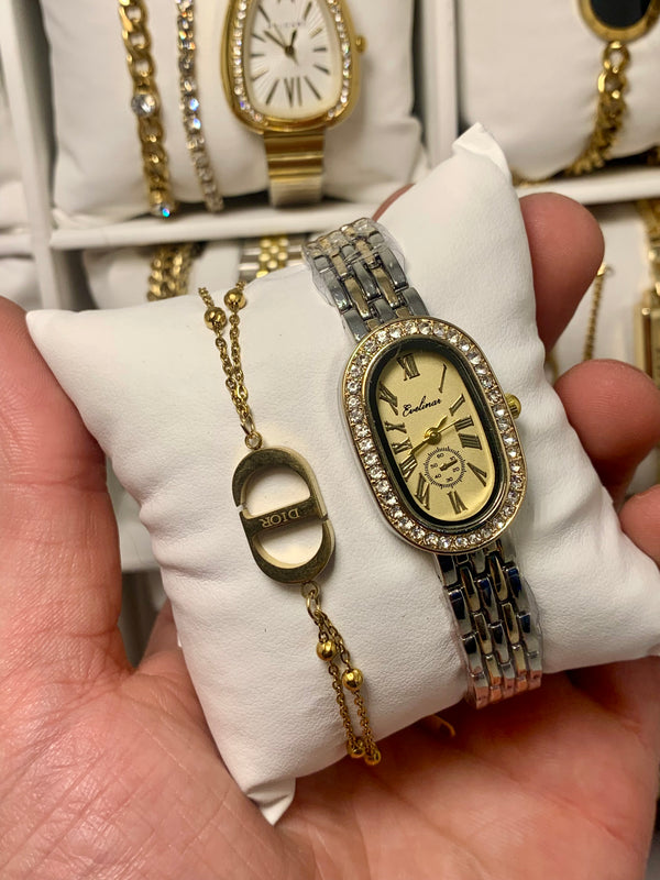 Oval in gold with CD bracelet