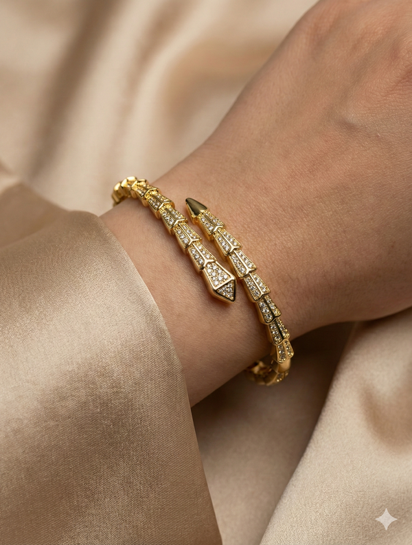 Simple snake bracelet