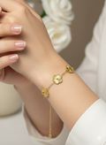 Van clef in gold