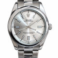 Men's Silver-Tone Classic Analog Watch – Sunburst Silver Dial. Smooth silver-tone polished bezel, sunburst dial, three-hand display, and matching metal-link bracelet.
