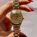 ساعة Rolex ميني باللون الذهبي