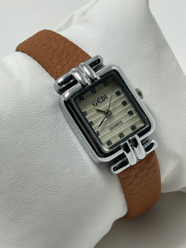 Gide in silver brown