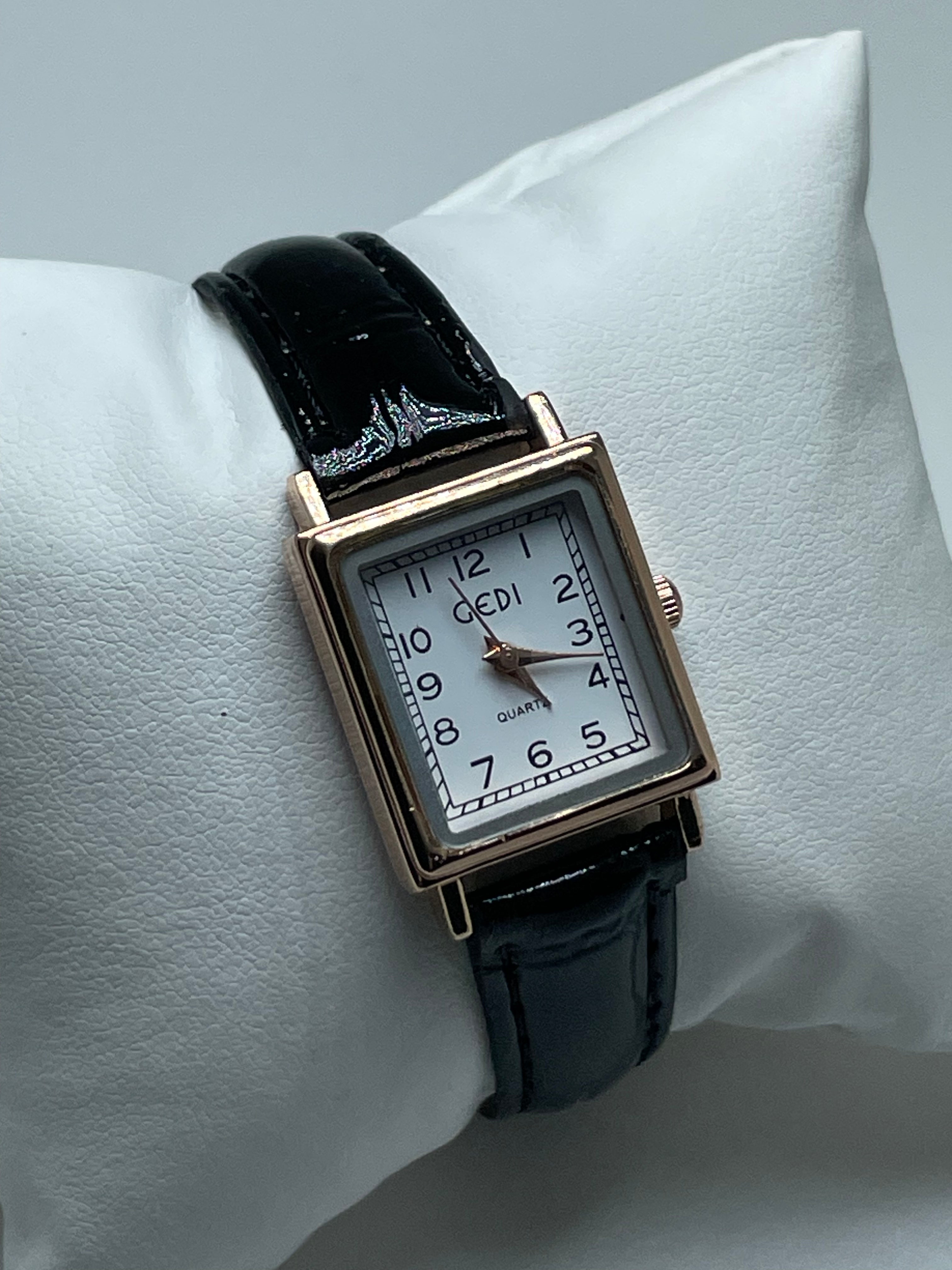 Gedi leather watch black