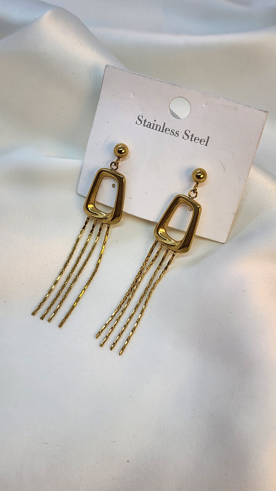 Chain drop earrings