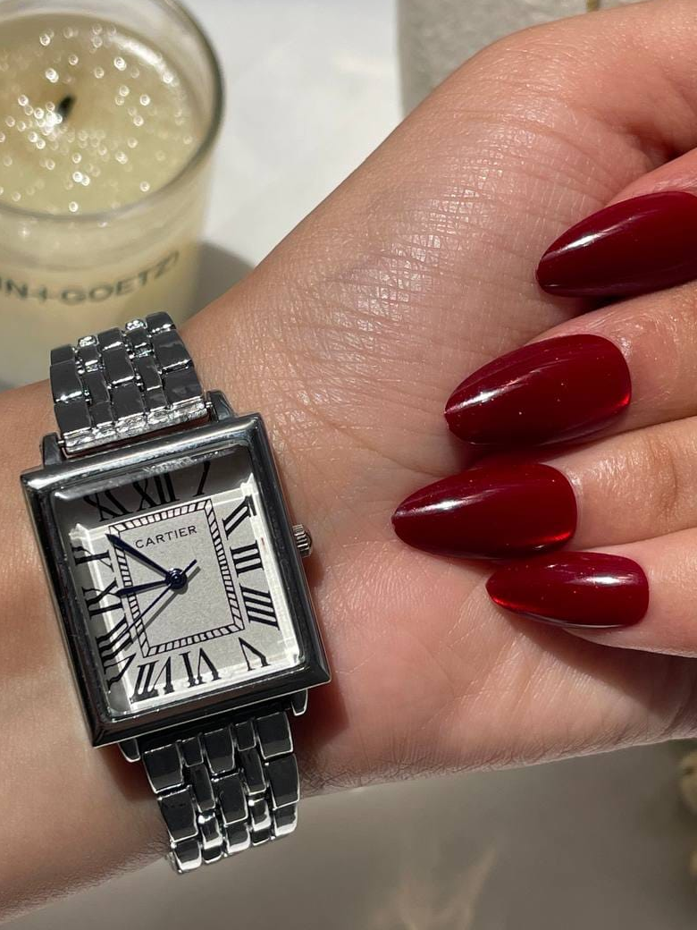 ساعة Cartier فضية